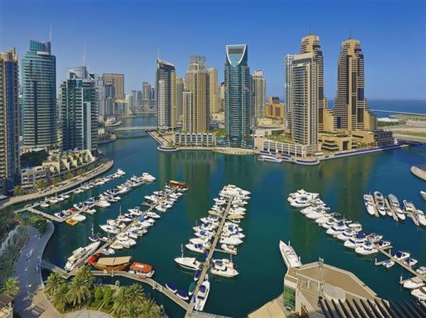 Pirates Bay Vandrerhjem Dubai Eksteriør bilde